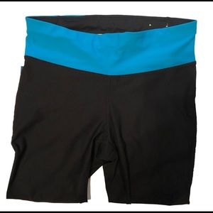 Xersion capri yoga / workout leggings